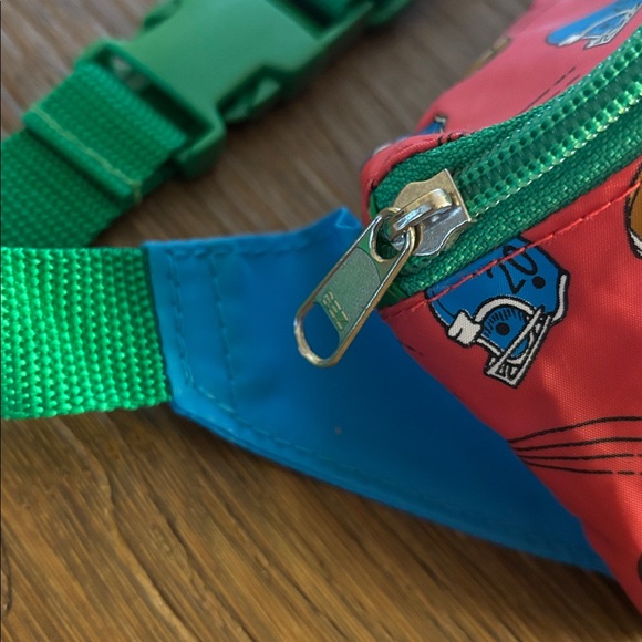 Vintage 1992 Barney hip pack kids toddler size football - Picture 3 of 6